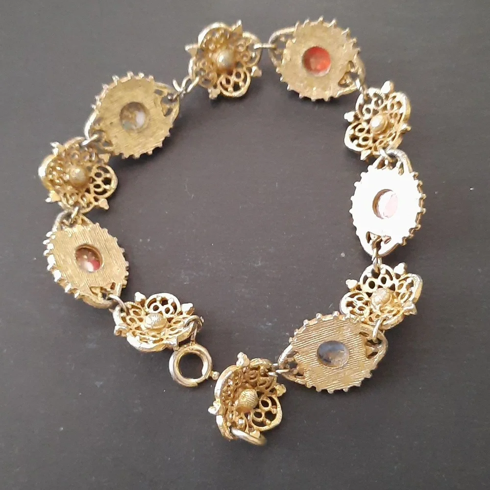 Vintage Jewelry Bundle - Picture 3 of 7